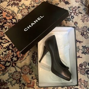 Chanel Black NVL01 Heels SZ 39